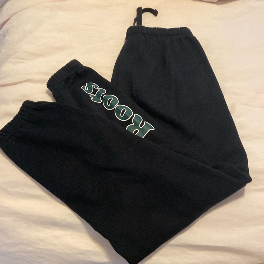 ROOTS women’s sweat pants